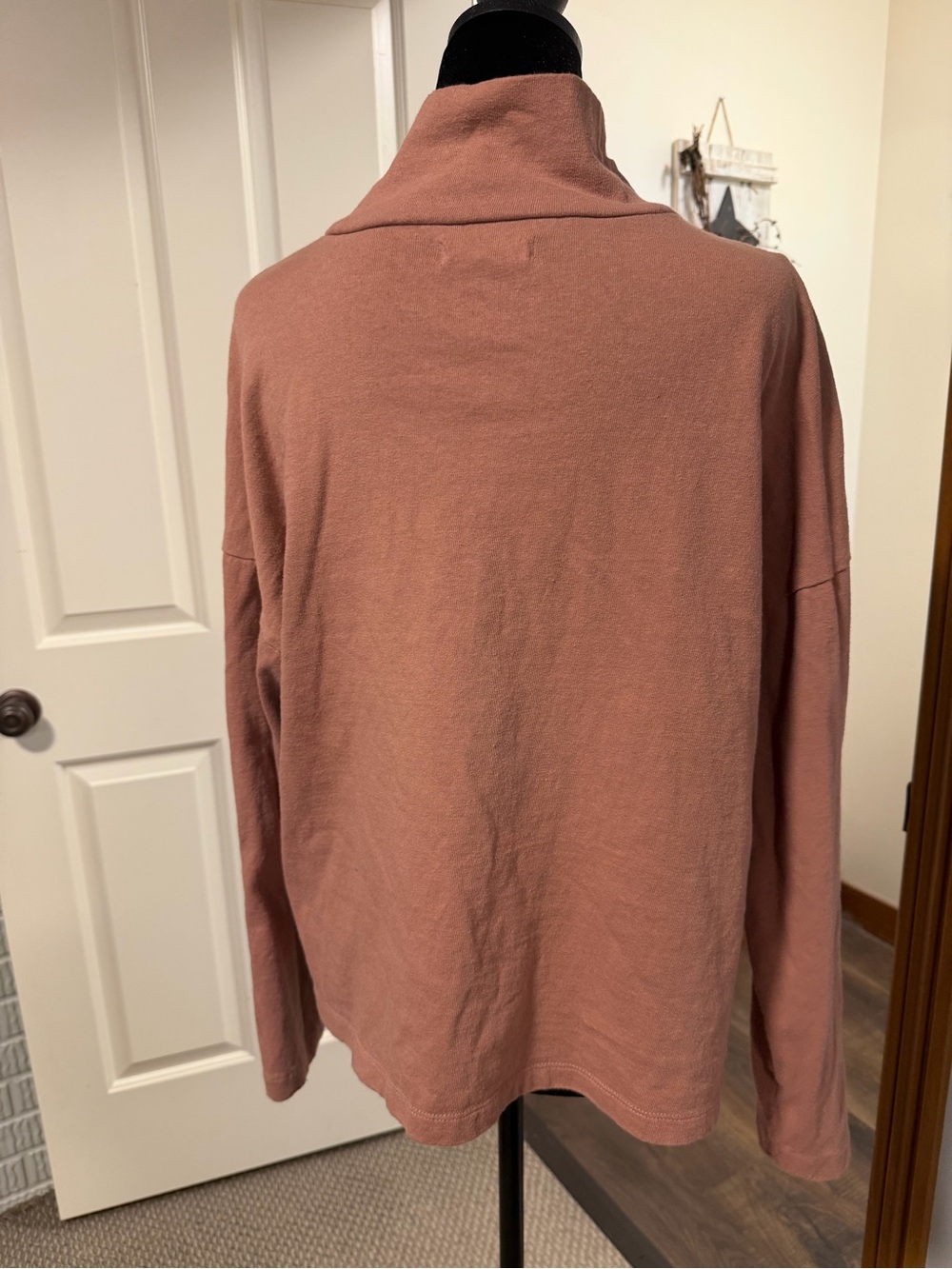 Madewell Dusty Rose Button Sleeve Turtleneck Sweater Top Medium - Picture 3 of 4